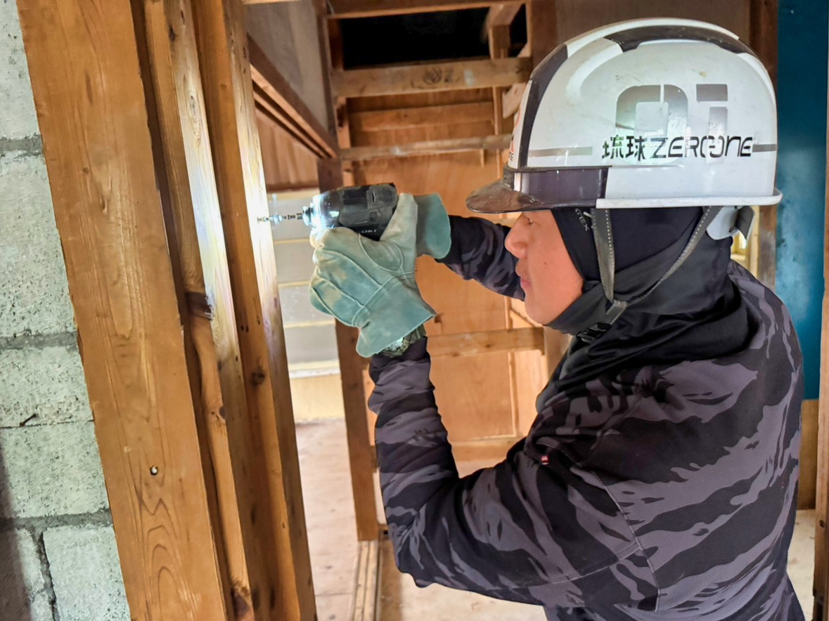 那覇　建物解体工事