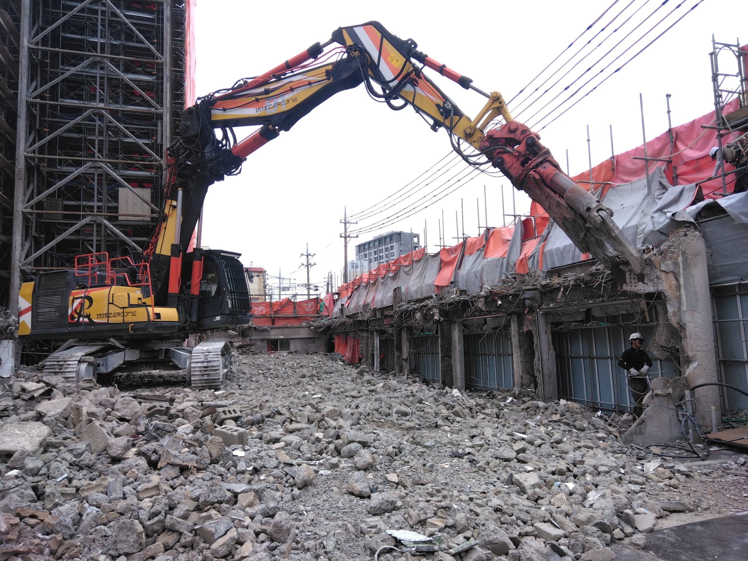 沖縄建物解体工事
