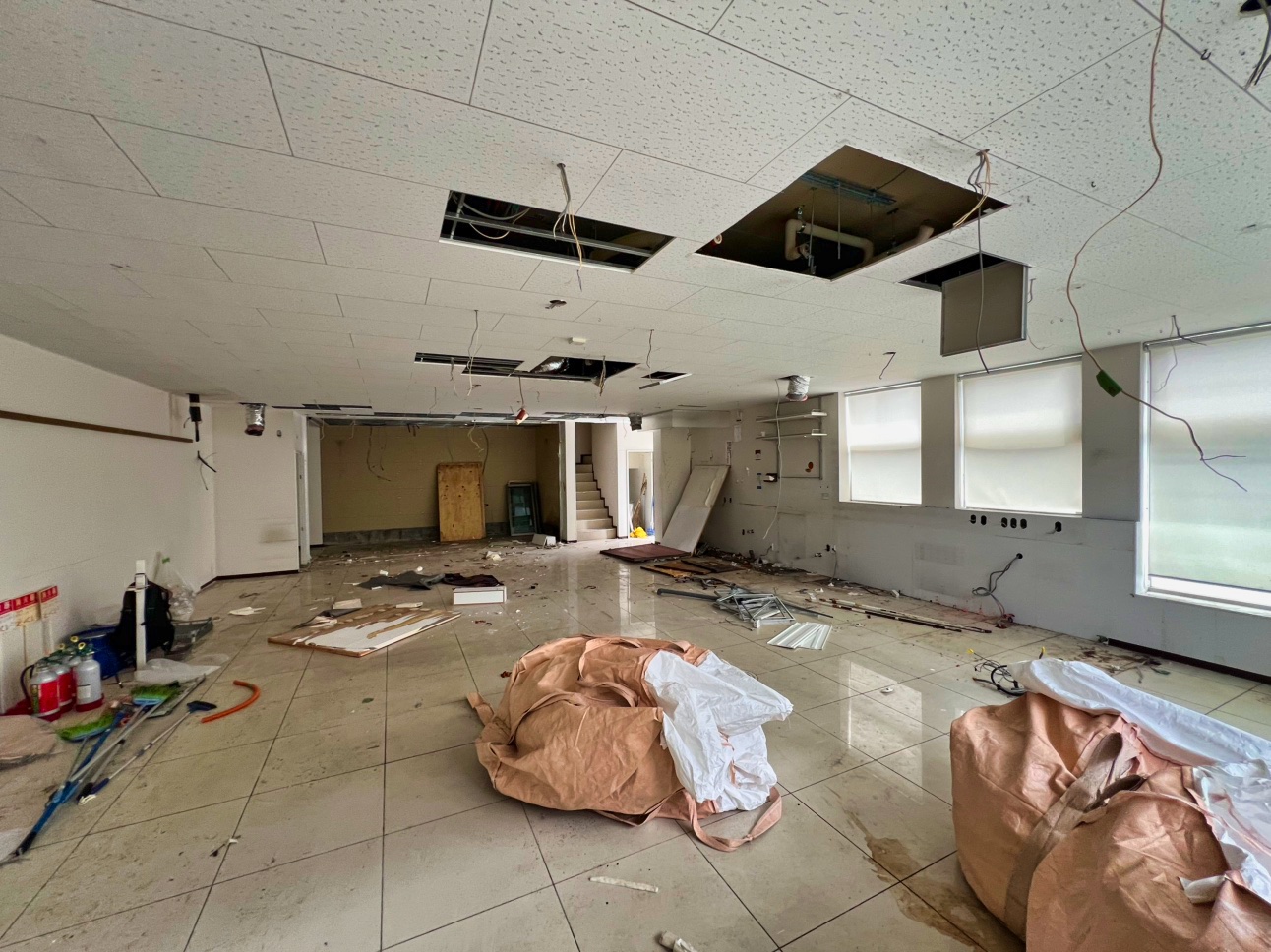 那覇市解体工事内部解体前｜解体工事は琉球ZERO-ONE