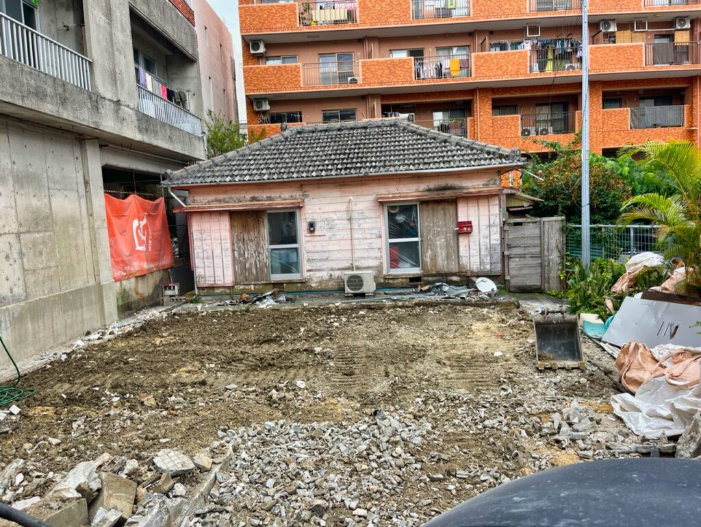 那覇市建物解体工事